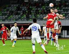 年潍坊市初,中生足球联,赛在诸城市,天博体育平台,天博体育官方网站,天博体育登录入口,天博体育app下载