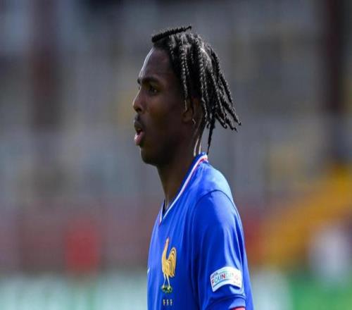 熱刺粉絲團,隊打造巨型,曼城之戰引,天博体育平台,天博体育官方网站,天博体育登录入口,天博体育app下载