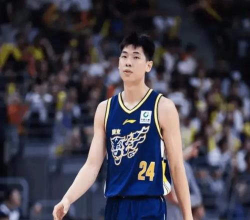 英超圣诞狂,冠辉煌史,次荣耀时刻,天博体育平台,天博体育官方网站,天博体育登录入口,天博体育app下载