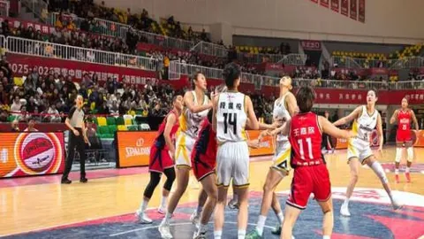 詹姆斯独揽38分8板逆转湖人，克里斯蒂再创生涯28分新高，激战开拓者力挽狂澜